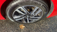 Peugeot 208 1.2 PureTech 100 Allure Premium 5dr Petrol Hatchback